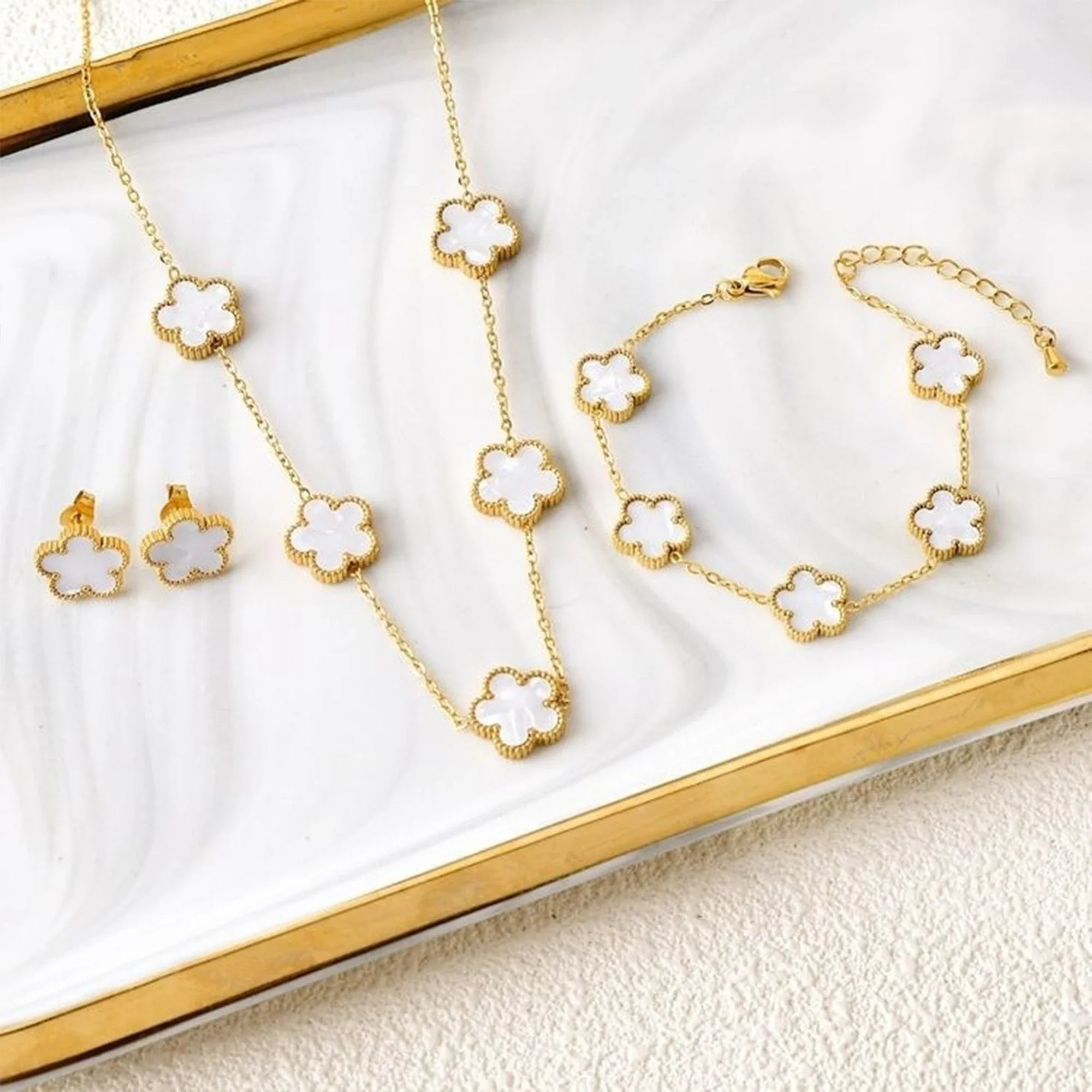 Clover Charm Jewelry Set